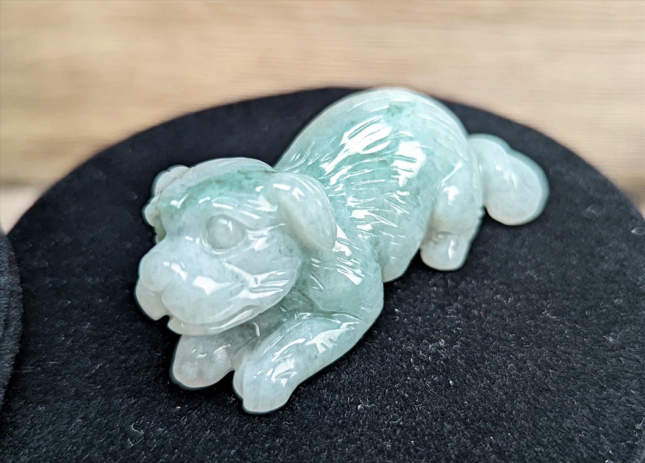 天然翡翠狗狗擺飾